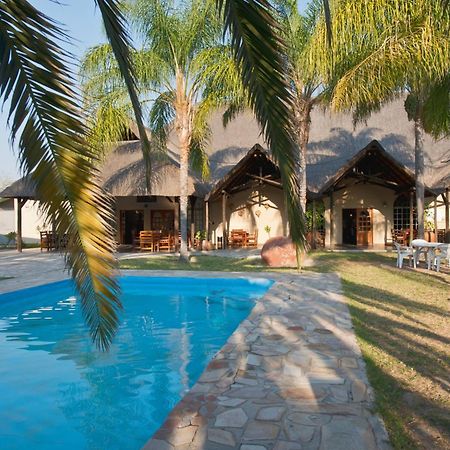 Hotel Oshakati Country Zewnętrze zdjęcie