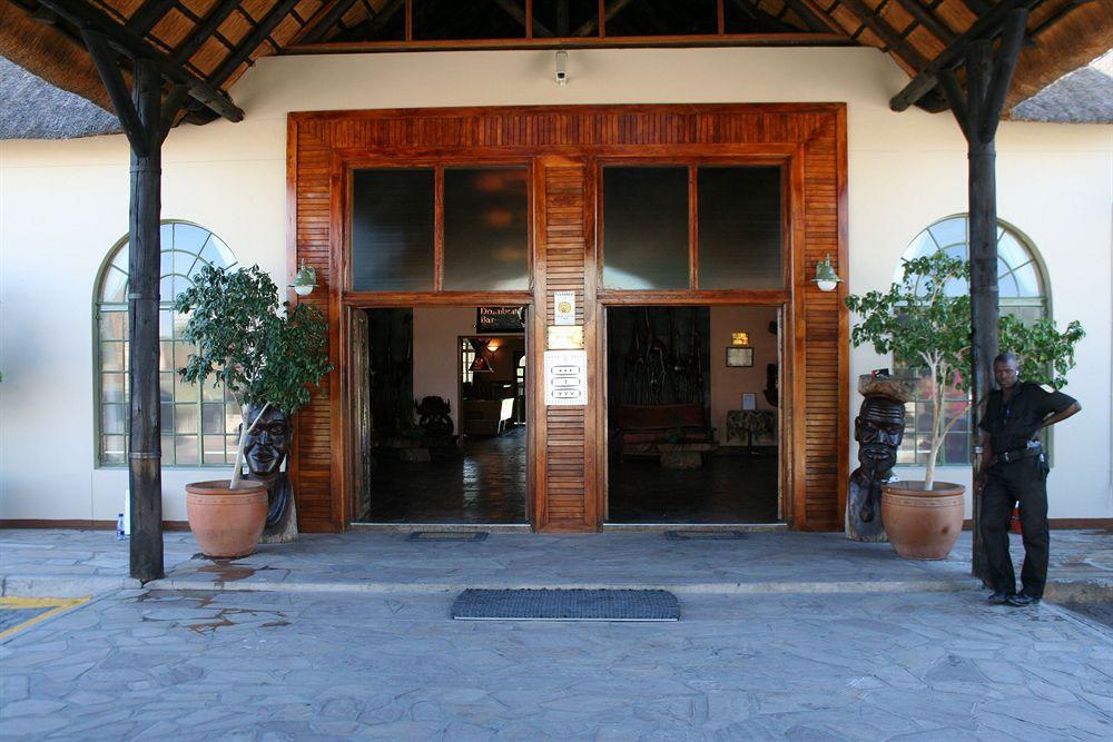Hotel Oshakati Country Zewnętrze zdjęcie