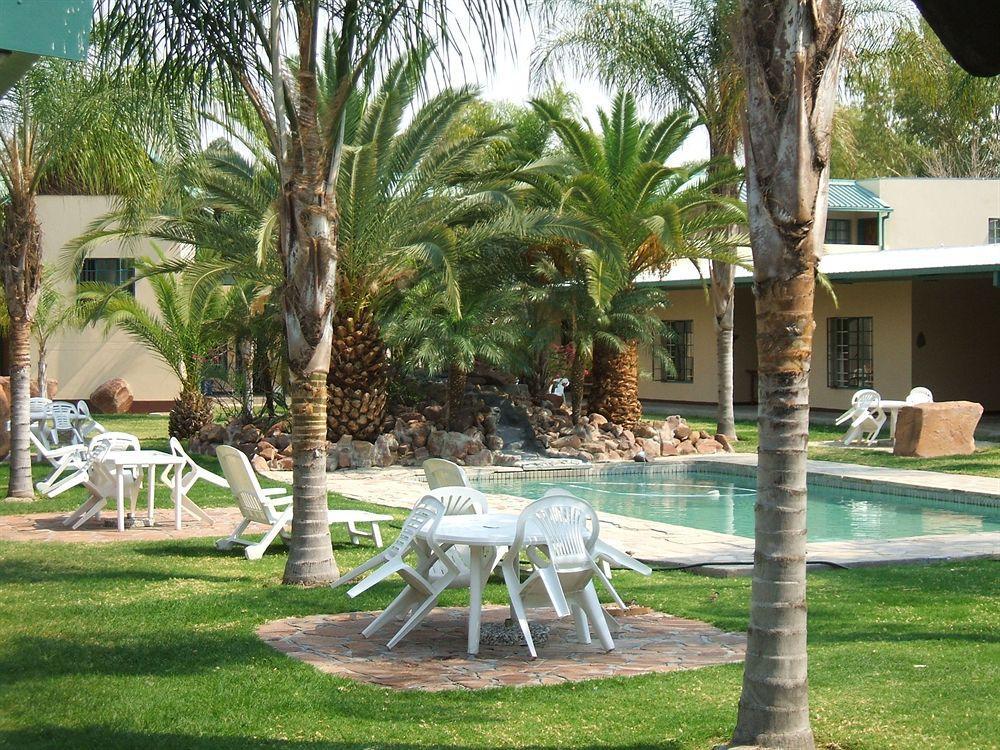 Hotel Oshakati Country Zewnętrze zdjęcie
